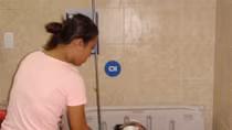 Truy xét khách thuê ôtô giết tài xế không thành