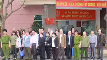 Đi thực tế sáng tác văn học với những người lính Cảnh sát hình sự Hải Phòng 