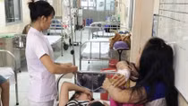 Gần 100 công nhân bị ngộ độc đã xuất viện
