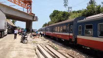 Đá rơi làm... tàu hỏa trật bánh, thiệt hại gần 2 tỷ đồng