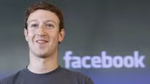 Ông chủ Facebook giàu thứ 9 thế giới 