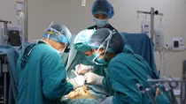 Bệnh nhân vượt tuyến điều trị nội trú vẫn được thanh toán bảo hiểm