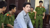 Lên cơn hoang tưởng sát hại bạn gái trong khách sạn