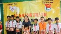 Tặng máy lọc nước ngọt cho người dân vùng hạn, mặn 