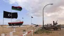 IS rầm rộ tiến đánh cảng dầu Sidra của Libya