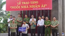 Công an tỉnh Bình Phước: Bàn giao “Ngôi nhà nhân ái”