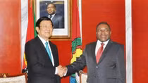 Chủ tịch nước Trương Tấn Sang kết thúc tốt đẹp chuyến thăm Cộng hòa Mozambique
