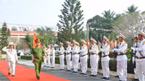 Trại giam Xuân Phước đón nhận Huân chương Chiến công hạng Nhì