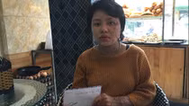  Bé gái bị bỏng trong vụ cháy chợ Phùng Khoang mưu sinh bằng bán bánh mì