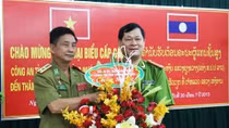 Công an tỉnh Xiêng Khoảng (Lào) thăm và làm việc với Công an Nghệ An