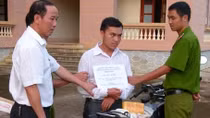 Nóng từ nội địa đến đường biên