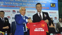 Hai sắc màu thầy Nhật