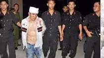Đánh bạc, chống người thi hành công vụ... lĩnh 15 năm tù