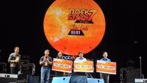 Khán giả Tây Đô “cháy hết mình” với RockStorm7