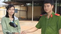 Người dân nghèo xúc động nhận lại tài sản bị mất trộm