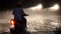 Mưa lớn kéo dài đến cuối tuần, vùng núi đề phòng sạt lở