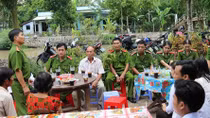 Khởi công xây dựng nhà tình nghĩa