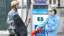Bán xăng E5 đại trà gặp nhiều khó khăn