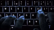  Ánh sáng và bóng tối trong thế giới hacker ở Rumani
