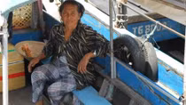 Dòng tộc 'đạp sóng'