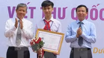 Một học sinh đoạt giải nhất cuộc thi viết thư Quốc tế UPU lần thứ 44
