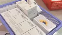 Tạm giữ 2 lô điện thoại iPhones 6S và máy tính Macbook nhập lậu