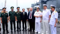 Đội tàu chống ngầm của Hải quân Nga cập cảng Đà Nẵng