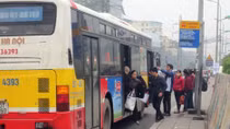 Hà Nội: Gần 200 doanh nghiệp vận tải ký cam kết giảm giá cước