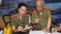 Ngày ấy, đồng bào gọi tôi là 'cán bộ mùa thu'