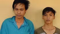 Hai gã trai trẻ chém người tàn độc rồi bỏ trốn