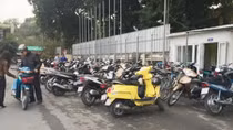 Nhiều dịch vụ 'chặt chém' trong ngày Tết tại Hà Nội