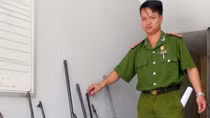 Người dân huyện miền núi Đông Giang cam kết không sử dụng súng tự chế