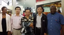 Gian khổ trên đường dẫn độ