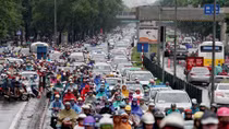 Hà Nội sẽ còn phải đối mặt với tình trạng trời mưa là ùn tắc 