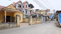 Giáp mặt "mẹ mìn" viết thư tống tiền bằng tay trái