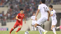 Cầu thủ Iraq bị... "đóng băng" 