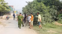 Đi đòi điện thoại bị đánh hội đồng