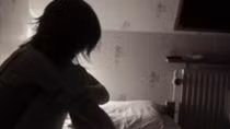 Rủ bé gái 12 tuổi sử dụng ma túy rồi làm chuyện "người lớn"