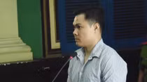 Va chạm giao thông, Việt kiều đâm thấu ngực người đi đường