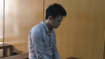 Bênh cha đâm chết người