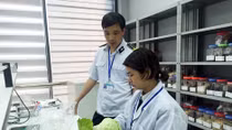 Ngăn chặn hàng tiêu dùng thiết yếu không đảm bảo an toàn thực phẩm