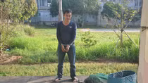 Vừa ra tù... lại đi "ăn đêm"