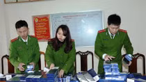Thu giữ thuốc lá và pháo lậu