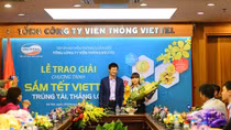 Nữ công nhân ở Bắc Giang trúng thưởng trị giá 20 cây vàng 9999 