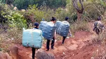 'Quả đấm thép' vào trận