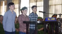 Tử hình hai kẻ sát hại “bạn tình” cướp tài sản