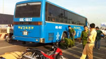 Xe khách tông xe máy, một người tử vong