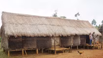 Nhà dài trong ký ức