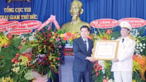 Đất cằn tạo anh hùng