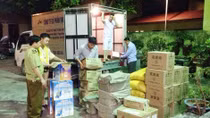 CSGT phát hiện xe chở hơn 13 tấn mỡ không rõ nguồn gốc